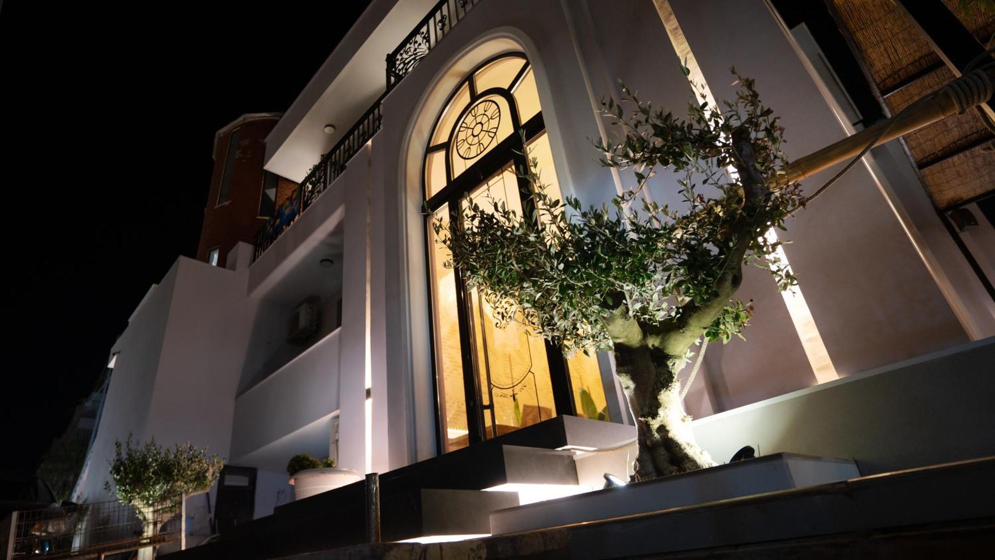 Hotel Saly Дуррес Экстерьер фото
